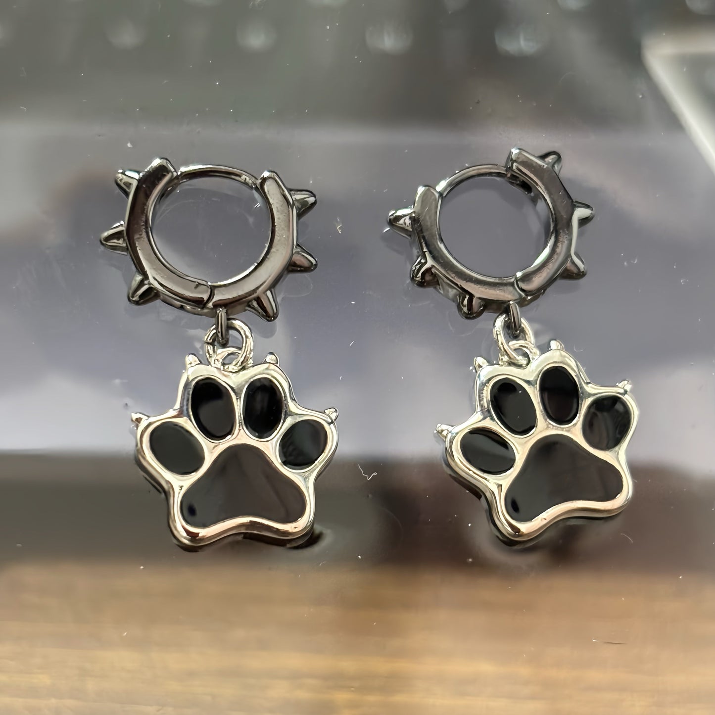 Gothic Style the Foxhole Court Hoop Earrings