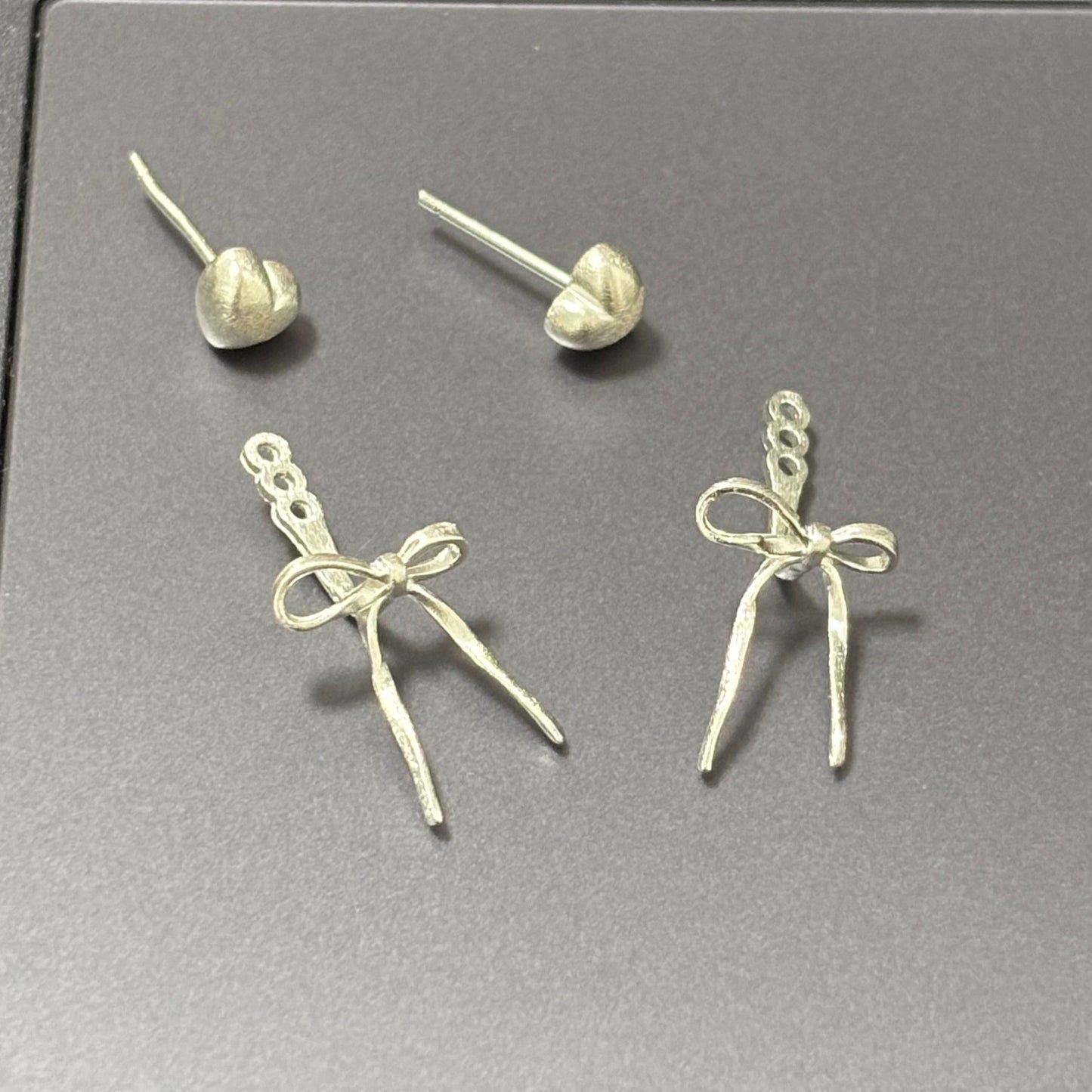 Sweet Heart & Bow Stud Earrings