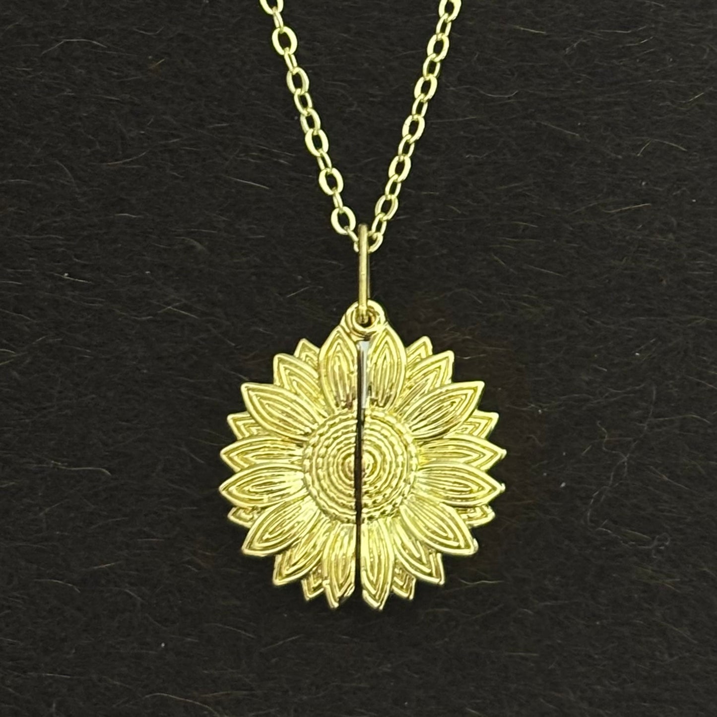 Sun Flower Jerejean Necklace
