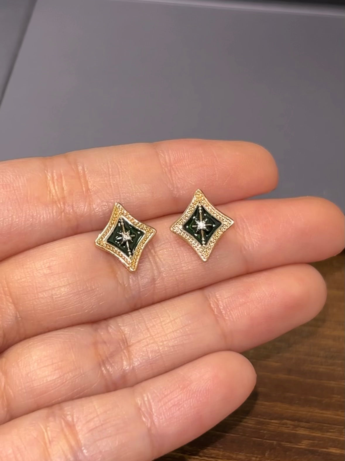 Alhaitham Inspired Green Star Earrings
