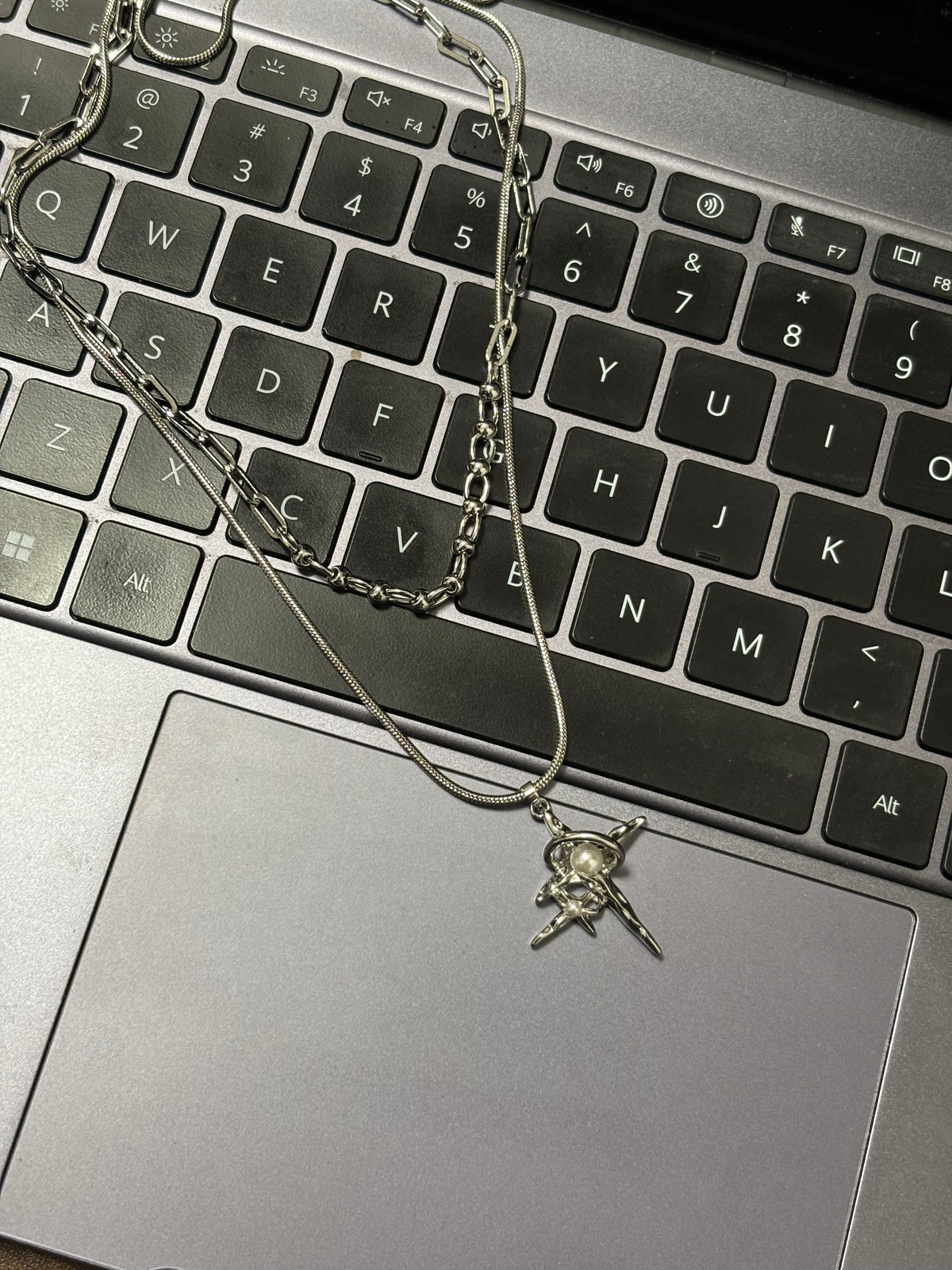 Y2K Four-pointed Star Necklace