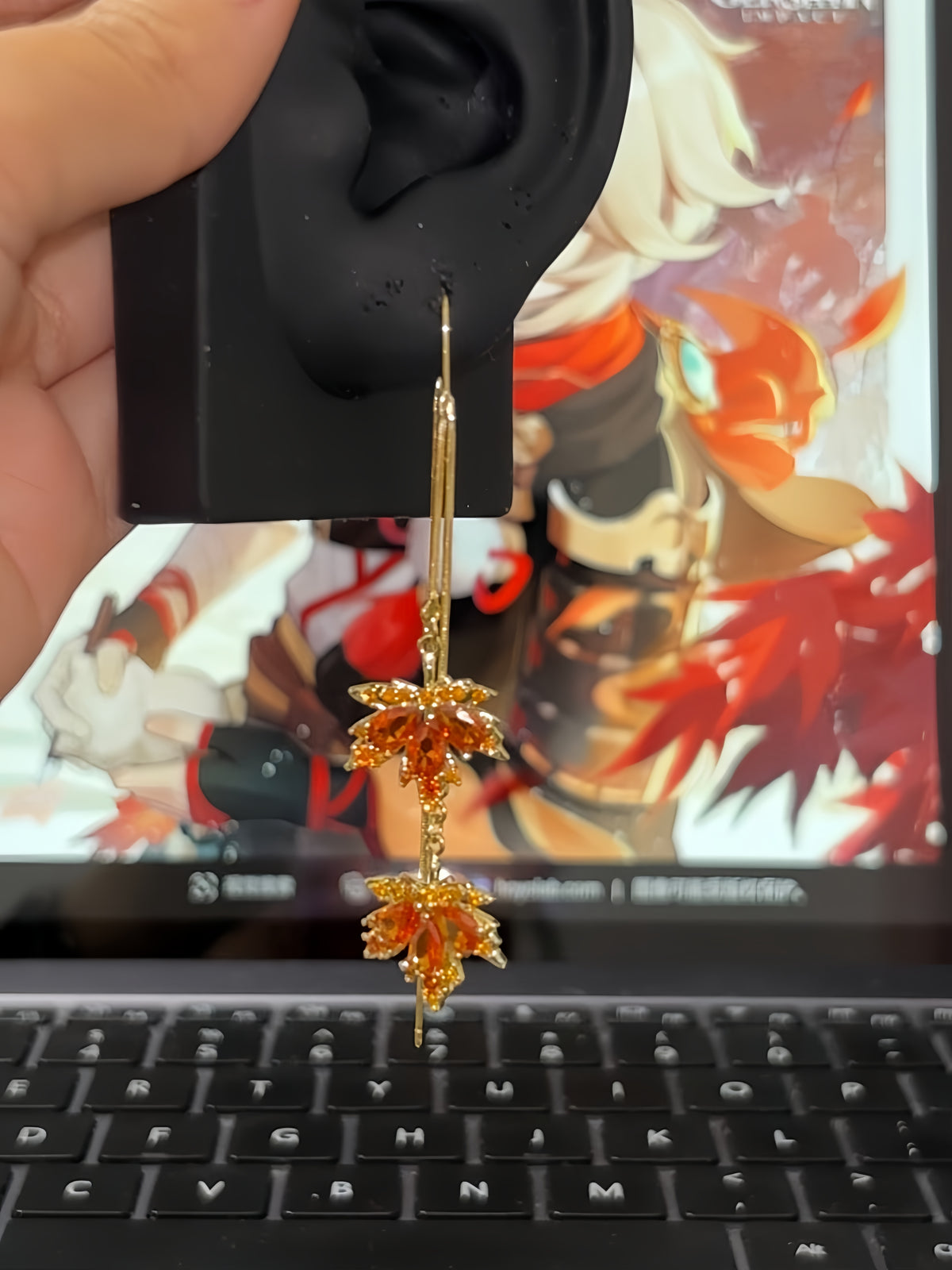 Kazuha Orange Maple Leaf Threader Earrings