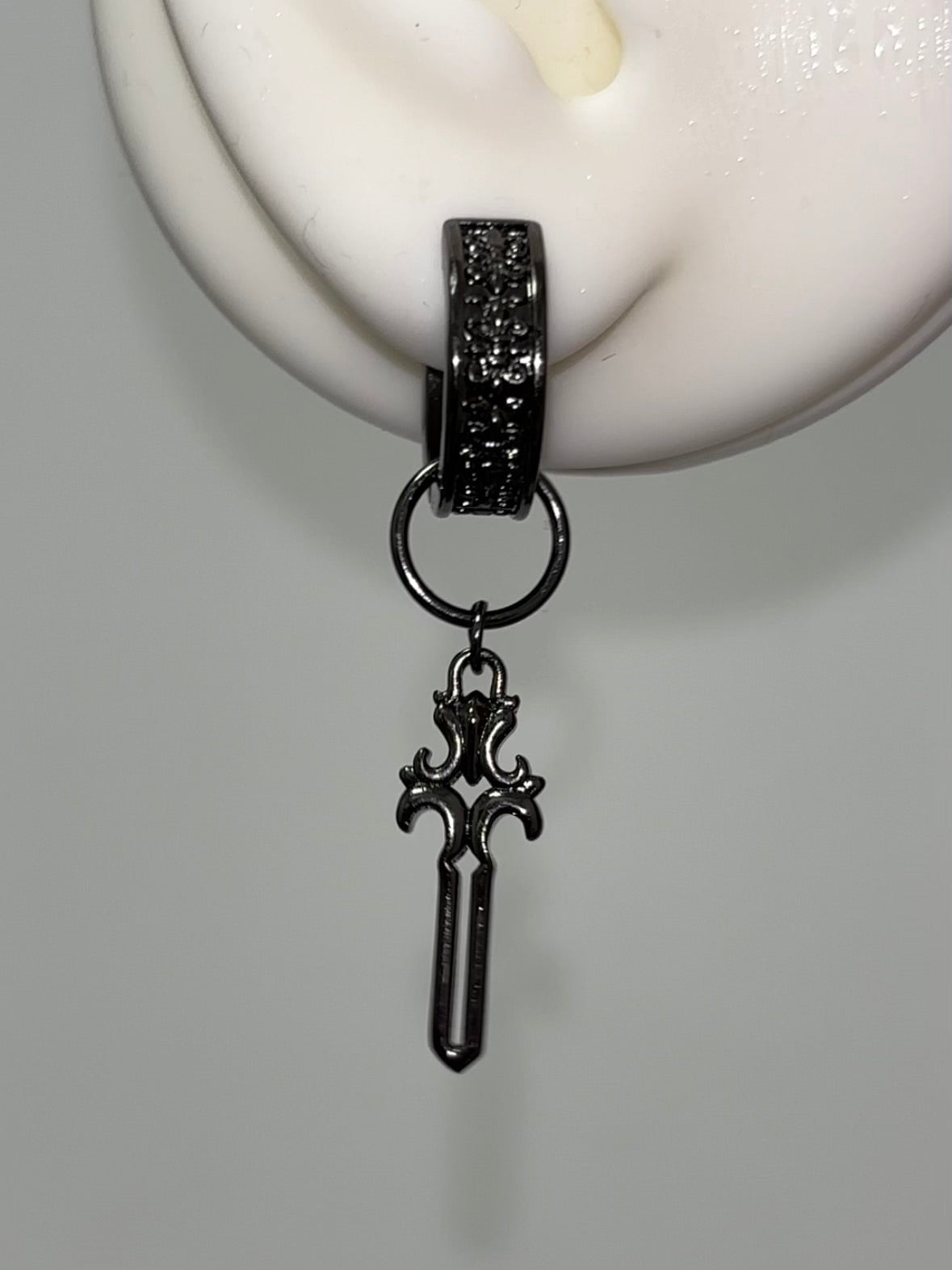 Goth Unisex Black Iris Sword Hoop Earrings for Clorinde