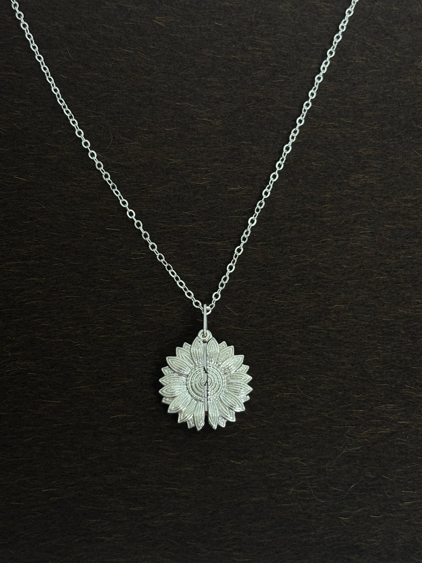 Jean Moreau – Sonnenblumen-Halskette