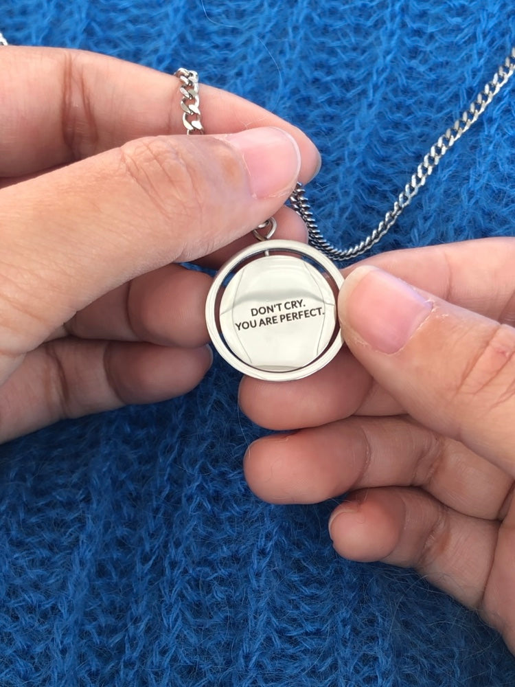 Weine nicht. Du bist perfekt ______ JINX Arcane Halskette