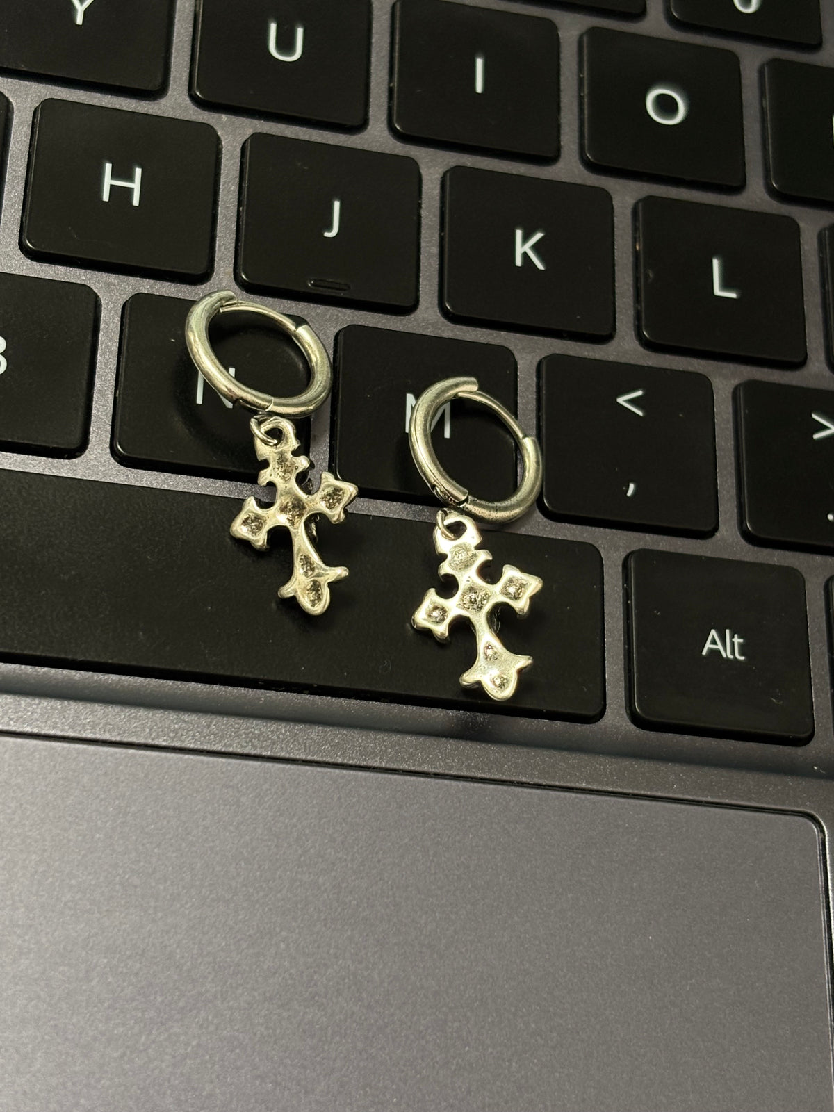 Unisex Goth Iris Cross Skull Earrings