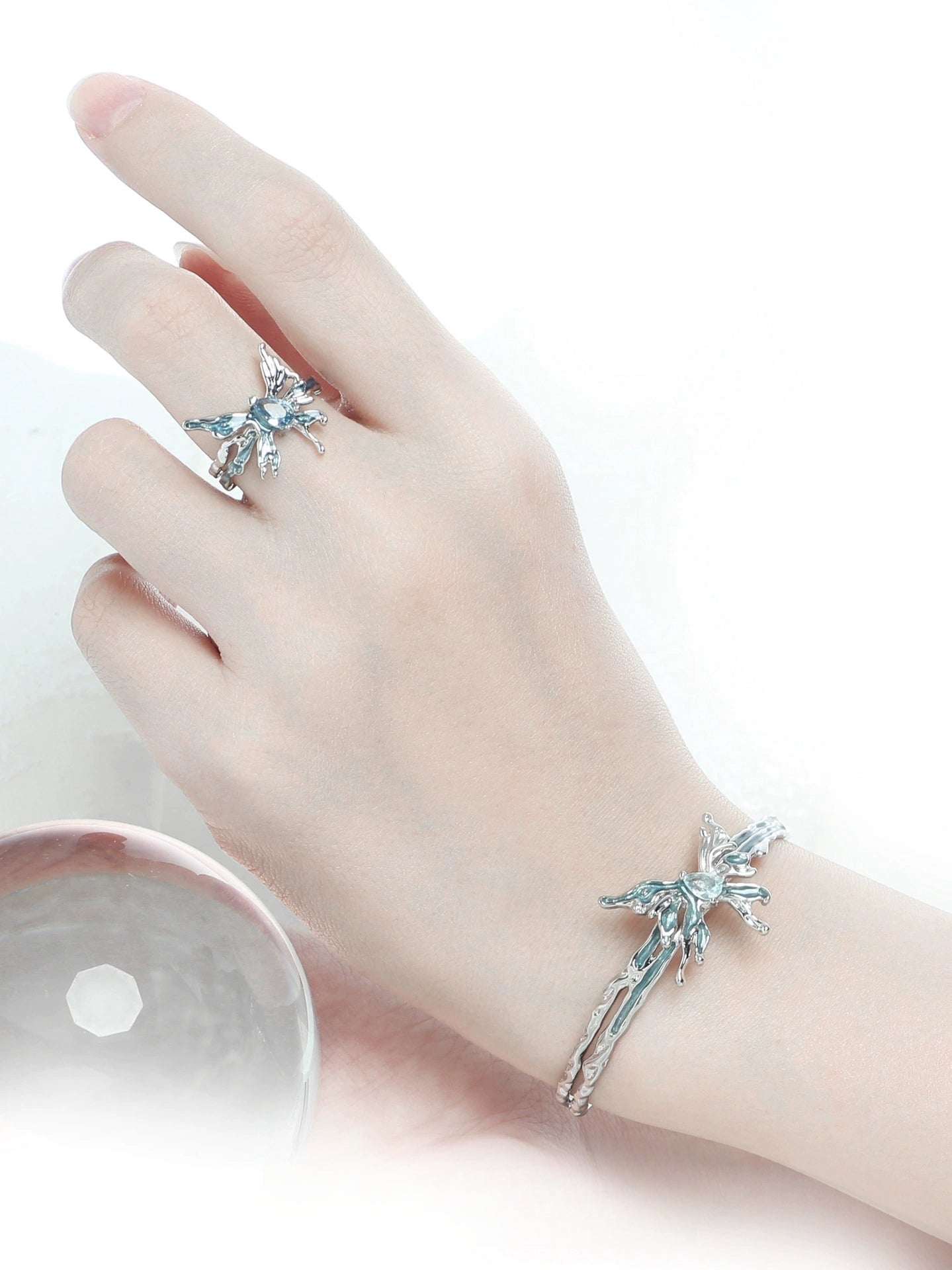 Blaues Schmetterlings-Strassarmband