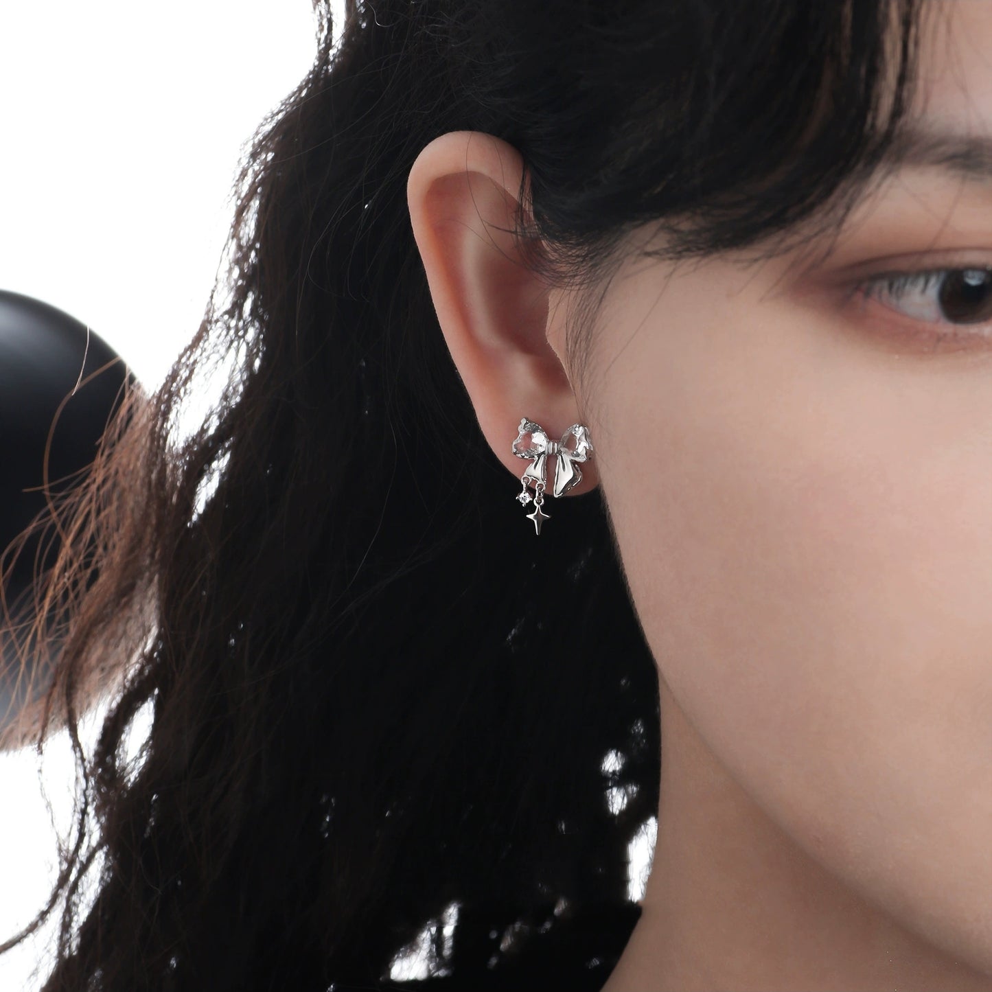 Süße Mädchen S925 Silber glänzende Zirkon Bogen Stud Ohrring