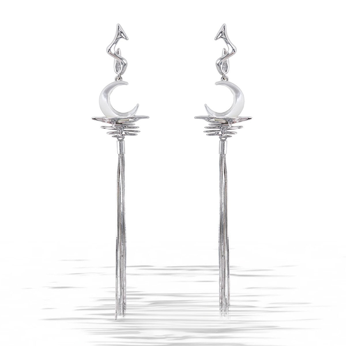 Designer-Ohrringe mit Halbmond-Motiv und langen Quasten für Damen
