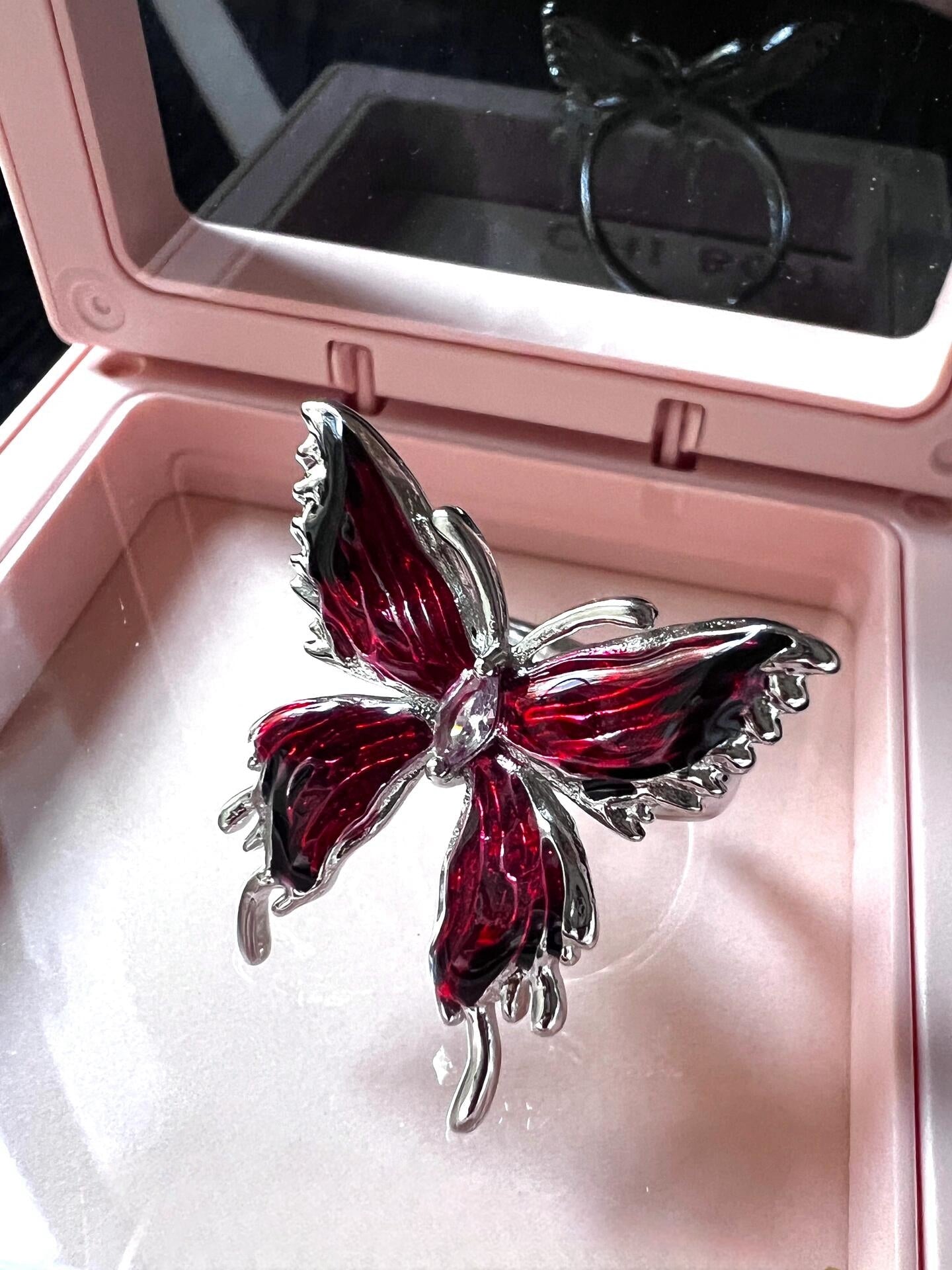 Gothic Retro Roter Schmetterling Ring