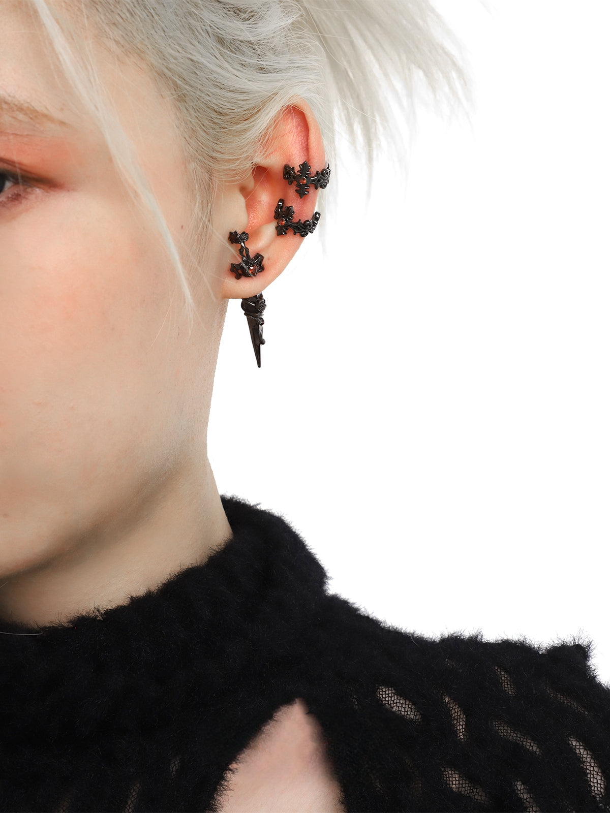 Gothic Vintage Rotes Herz Schwert Designer Ohrstecker