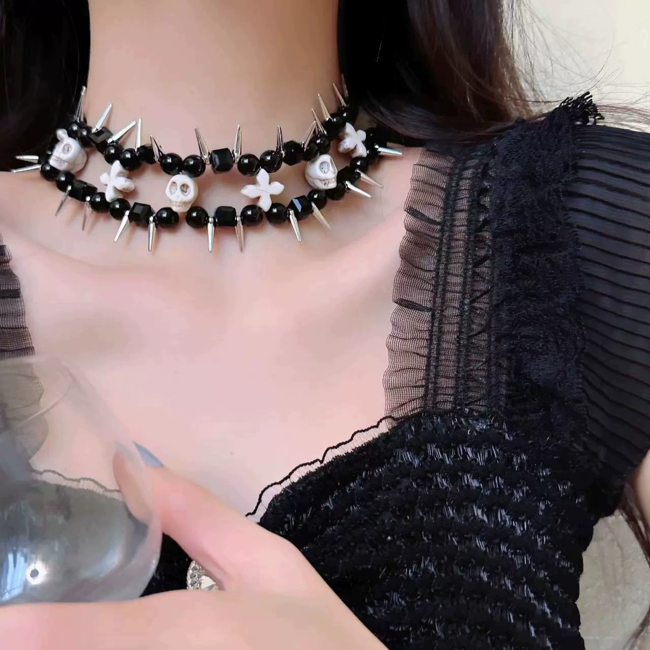 Gothic Totenkopf Nieten Schwarze Perlen Choker