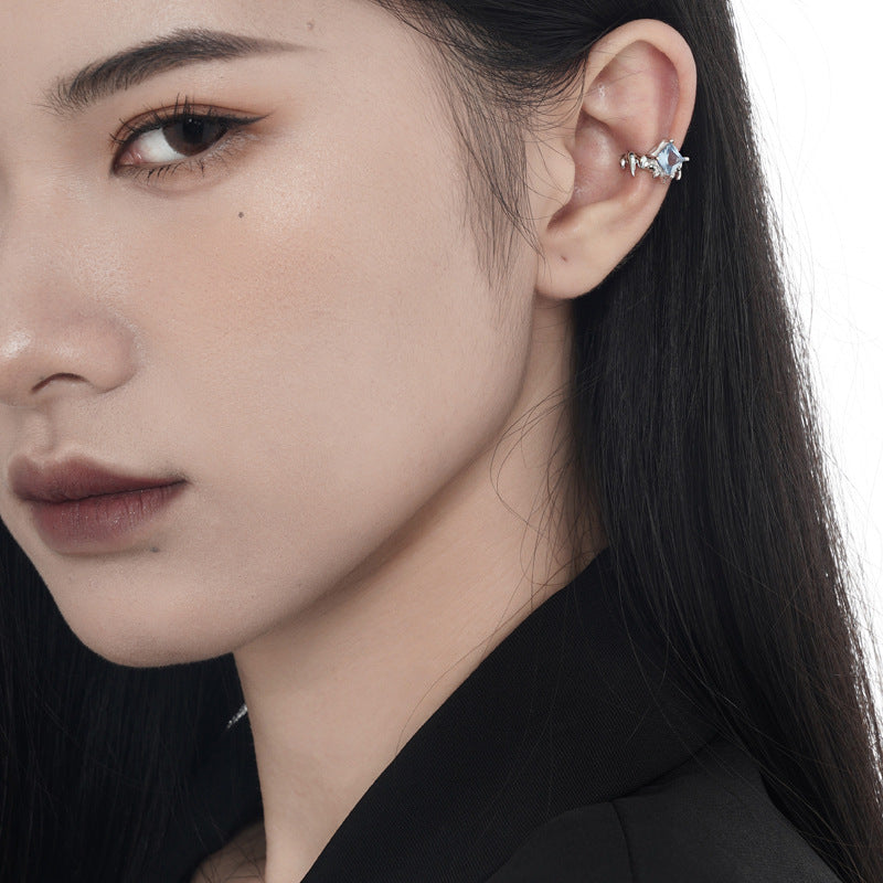 Y2K S925 Silver Blue Zircon Thorns Ear Cuff (single one)
