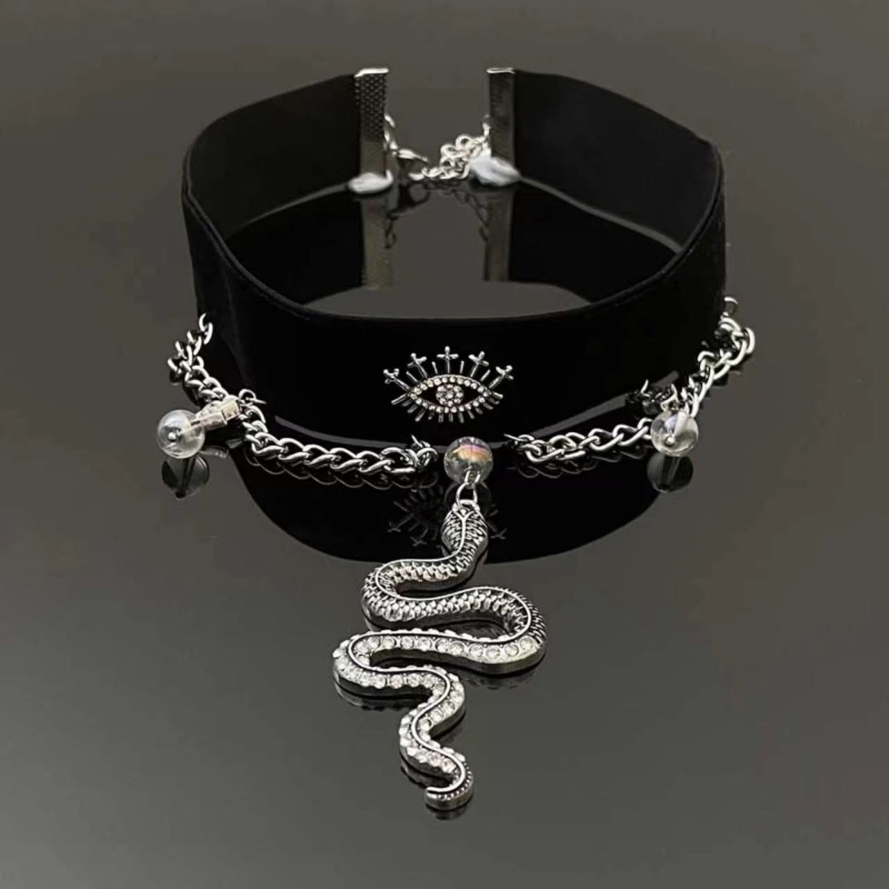 Y2K Spicy Girl Strass Schlangen Quaste Samt Choker Halskette
