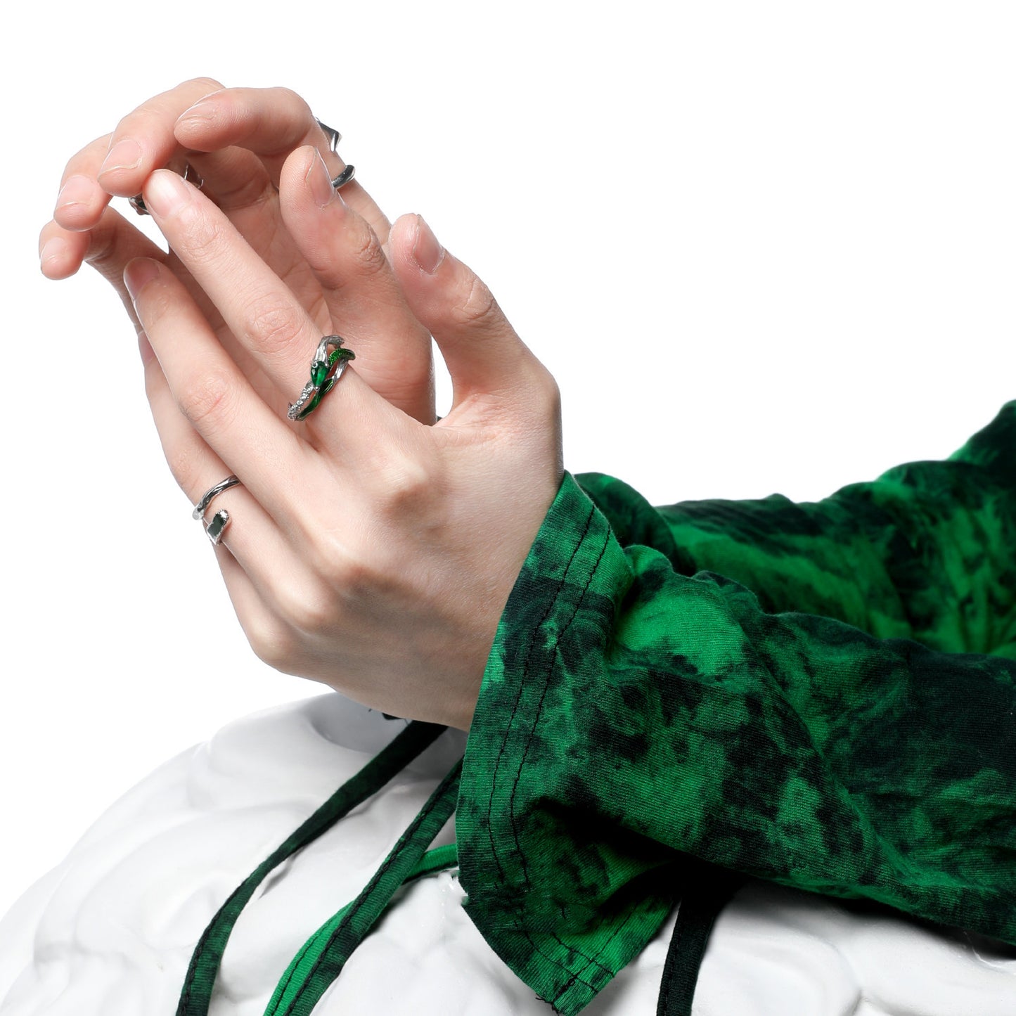 Designer-Ring aus offener Legierung mit Schlangenmotiv in Slytherin-Grün