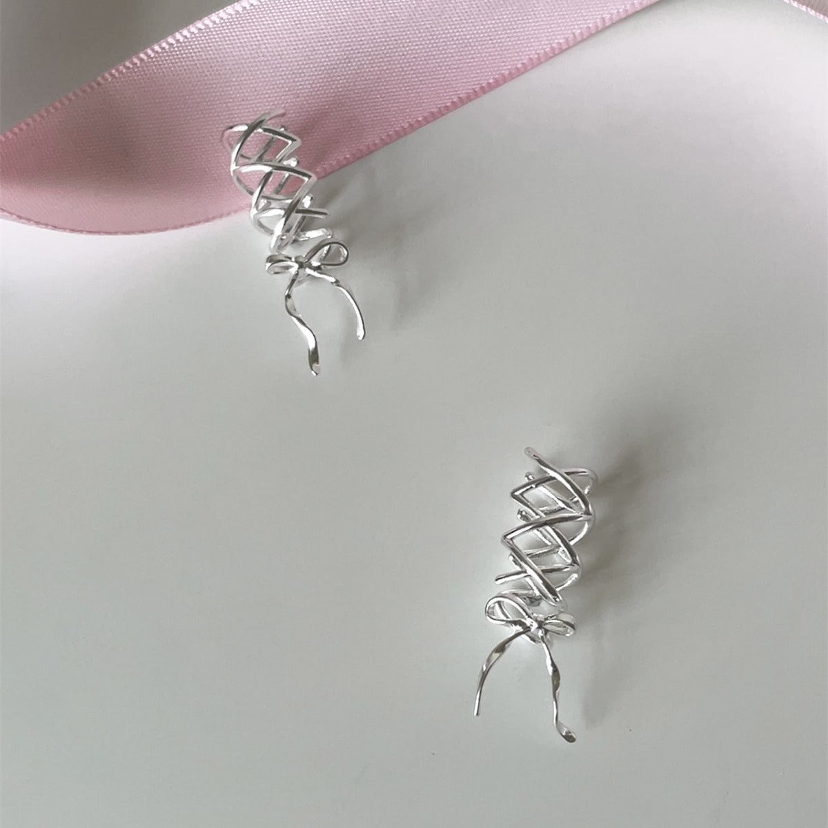 Silver Sweet Bow Ear Cuff