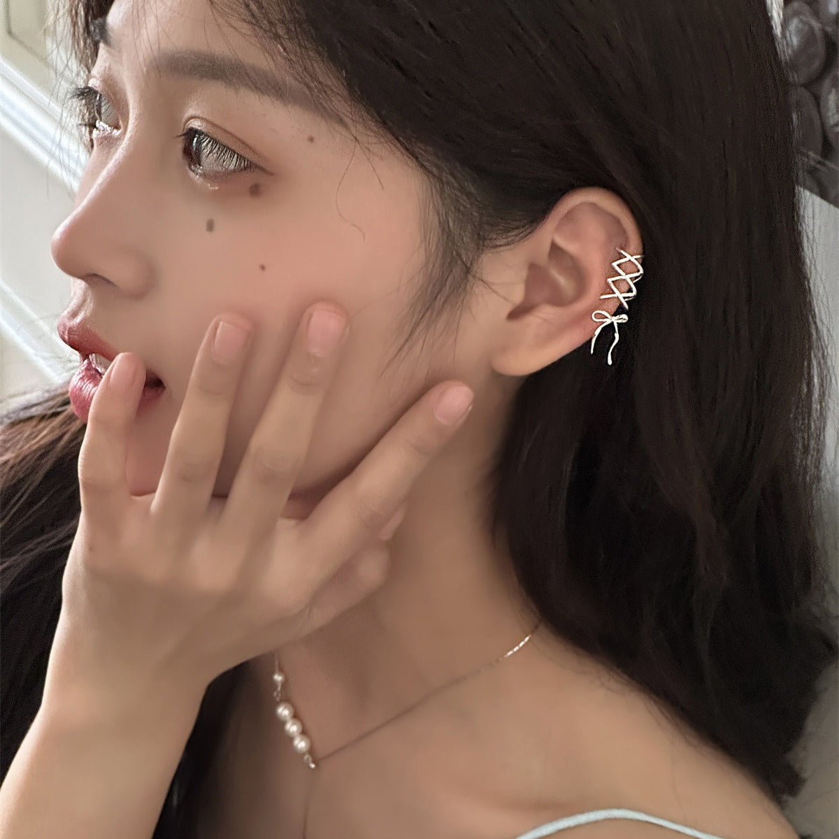 Silver Sweet Bow Ear Cuff