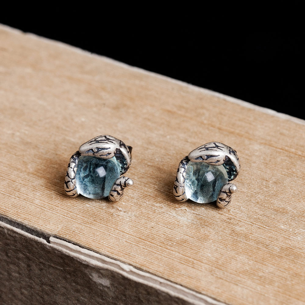 Unisex Kleine Hellblau Topas Schlange Schüler S925 Silber Stud Ohrring