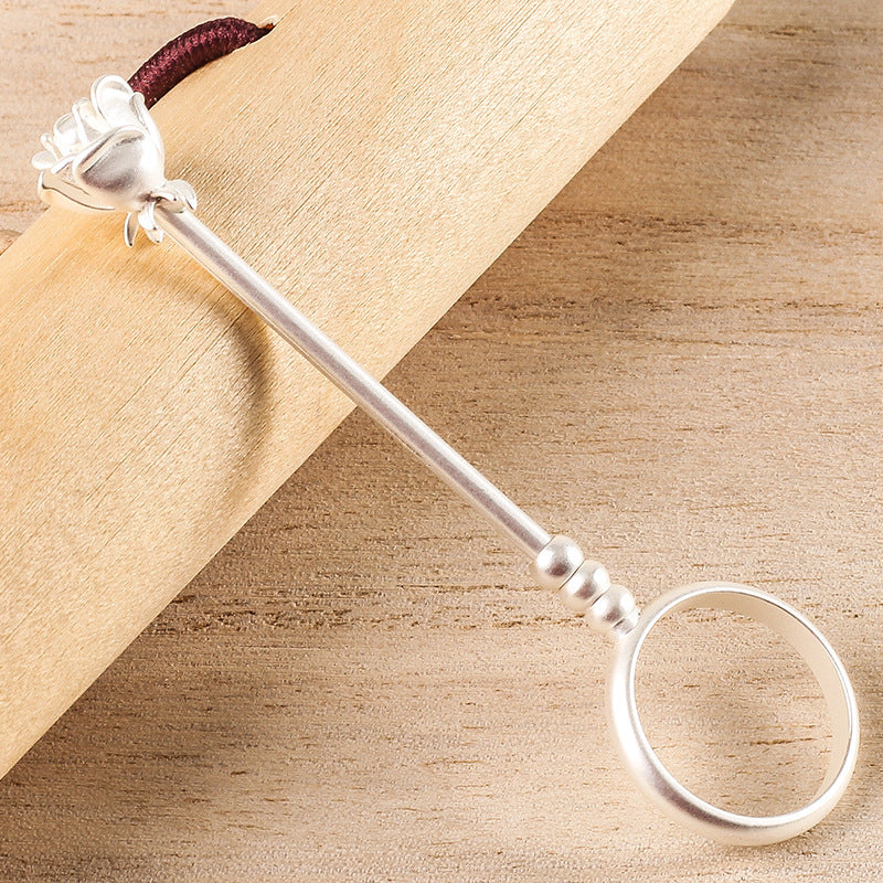 Designer Damen Ring aus Rosémetall zum Halten von Zigaretten