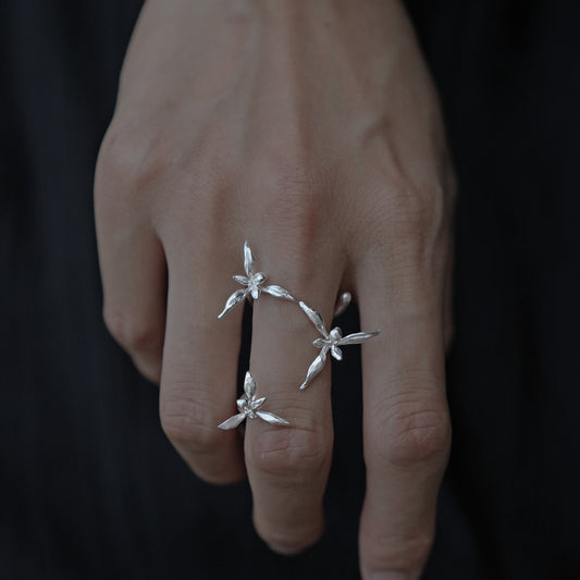 Elegant Orchid Flower Ring