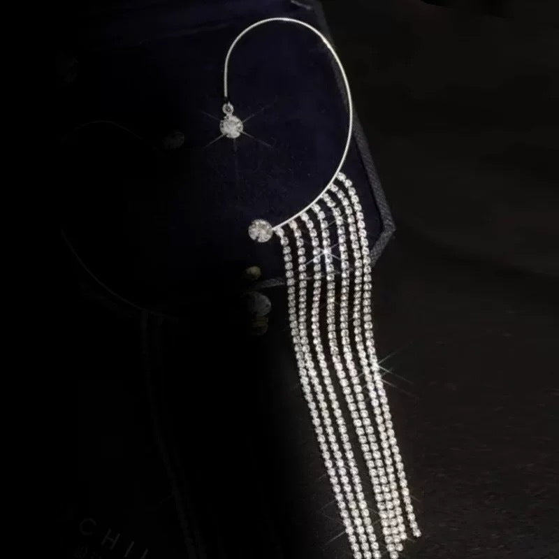 Ausgefallene Ohrringe mit langen Quasten und Strasssteinen für Damen