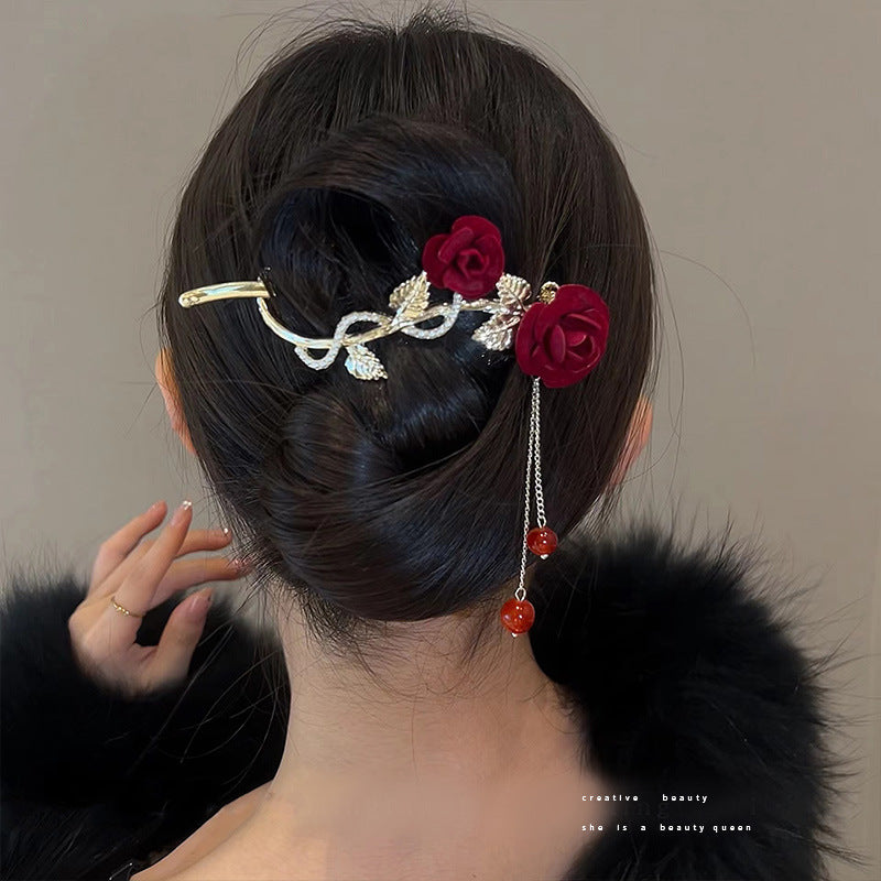 Romantische Haarnadel mit roter Rose und Quaste für Damen