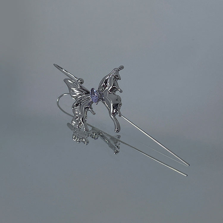 Schicker silberner Schmetterlings-Ohrstecker