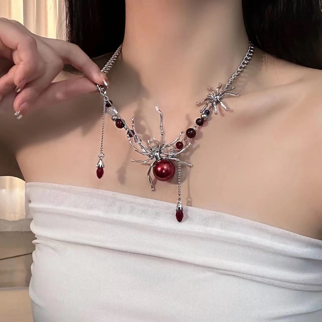 Y2K Chic Spicy Girl Rote Spinne Metall Halskette