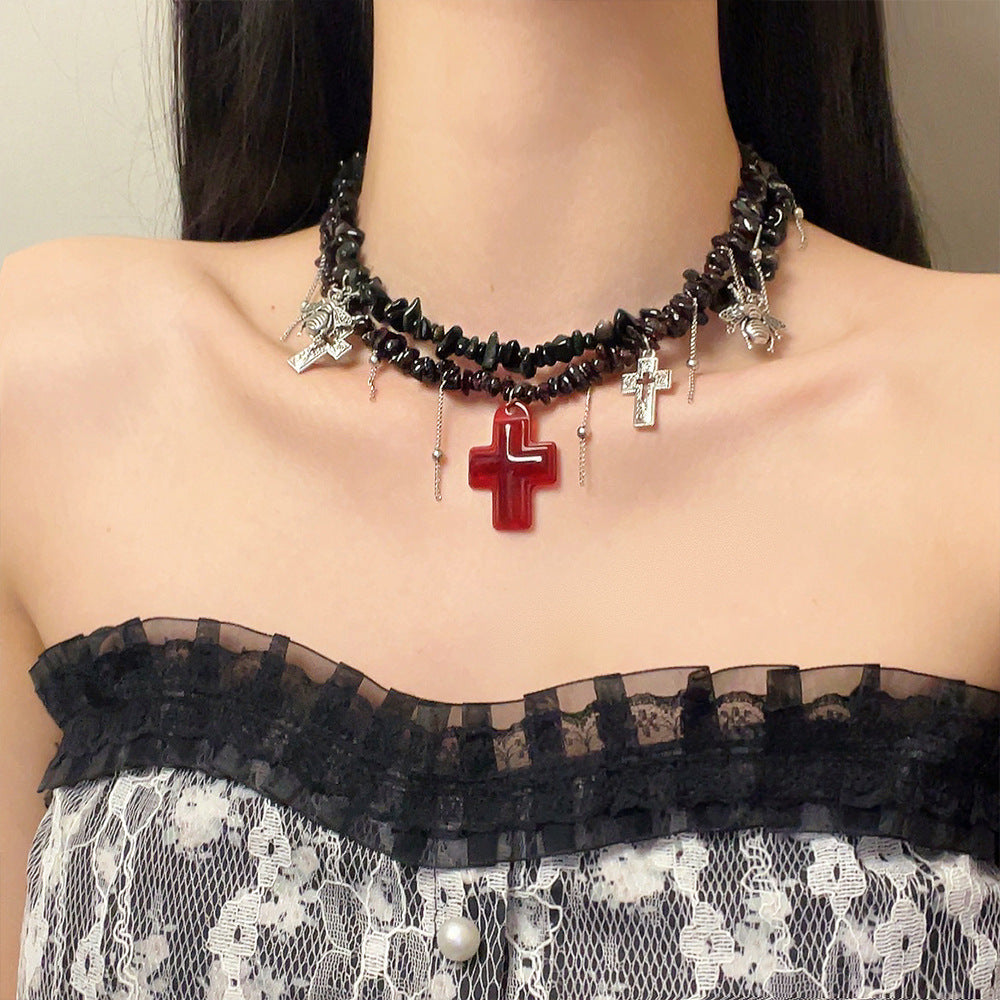 Rotes Kreuz - Gothic Style - Quasten-Halsband