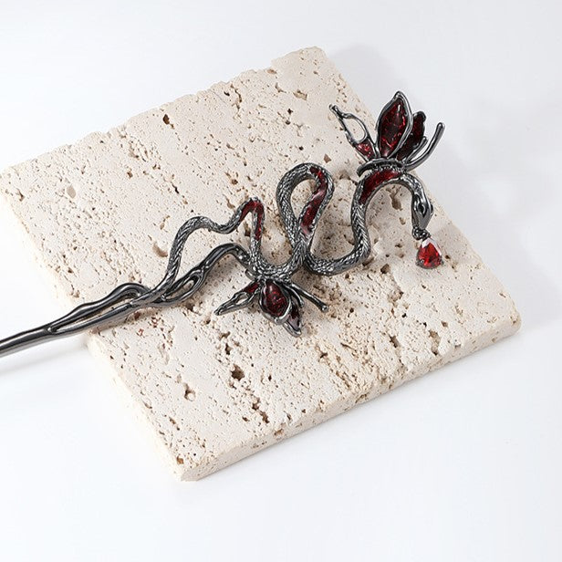 Designer Haarnadel aus Metall mit Schlangen- und Schmetterlingsmotiv