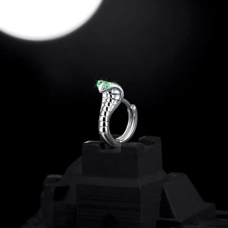 Schicker Unisex-Designer-Ohrclip mit kleiner Kobra-Schlange