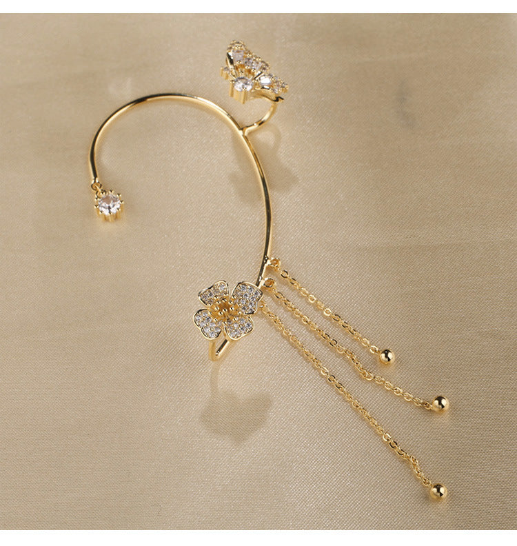 Ohrmanschette ohne Piercing mit Schmetterlings- und Blumenquaste für Frauen