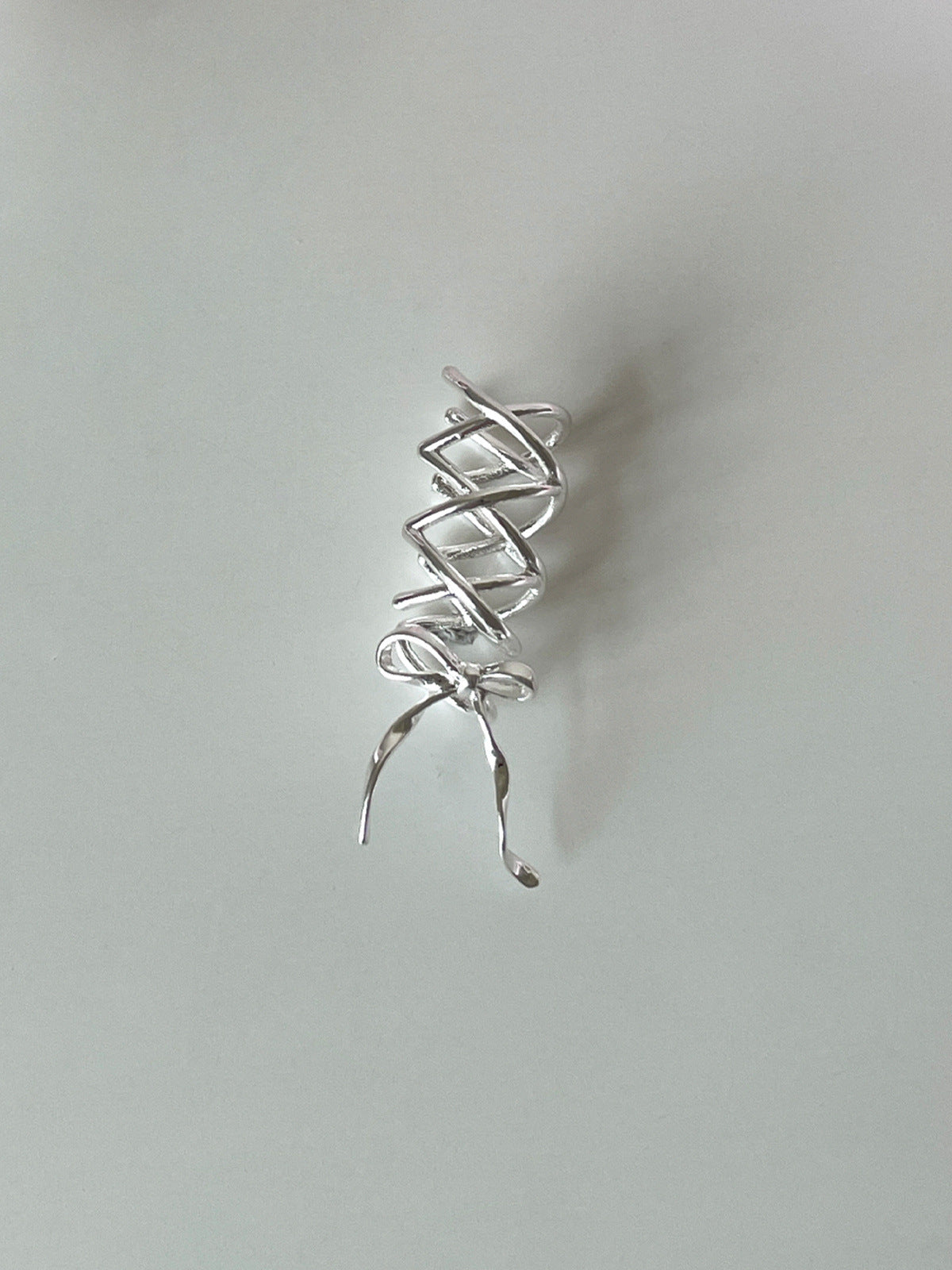 Silver Sweet Bow Ear Cuff