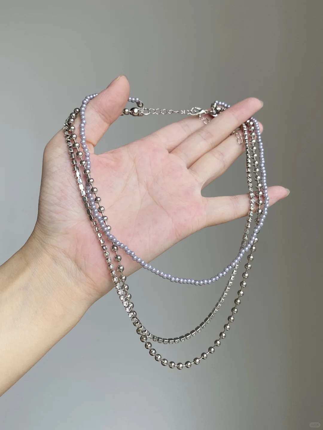 Quadratische Zirkon Silbergraue Perlen Mehrschichtige Halskette