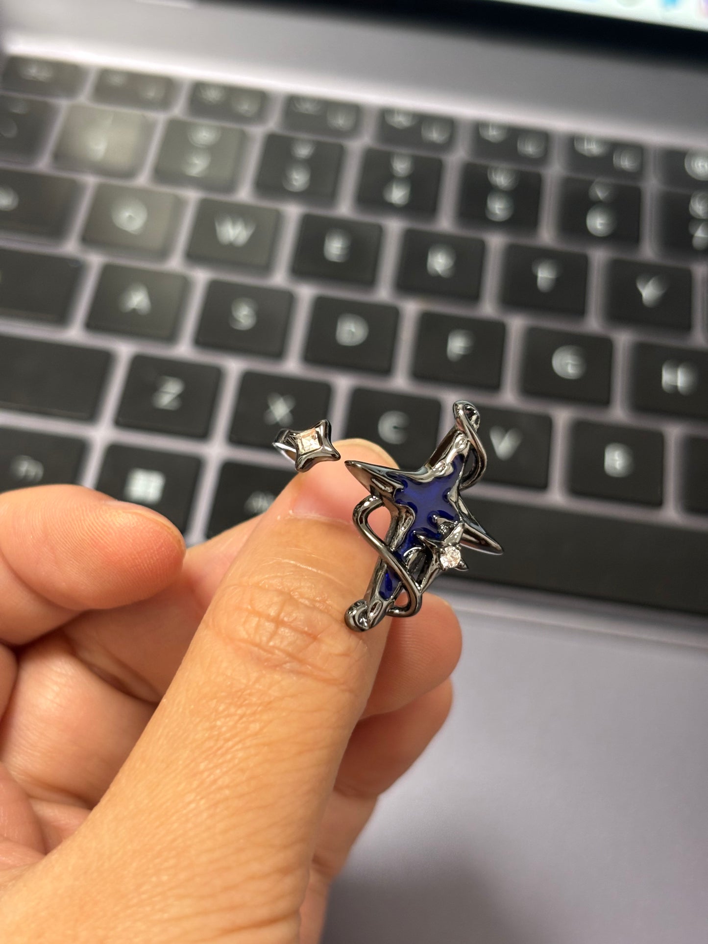 Goth Dark Blue Star Ring For Dainsleif