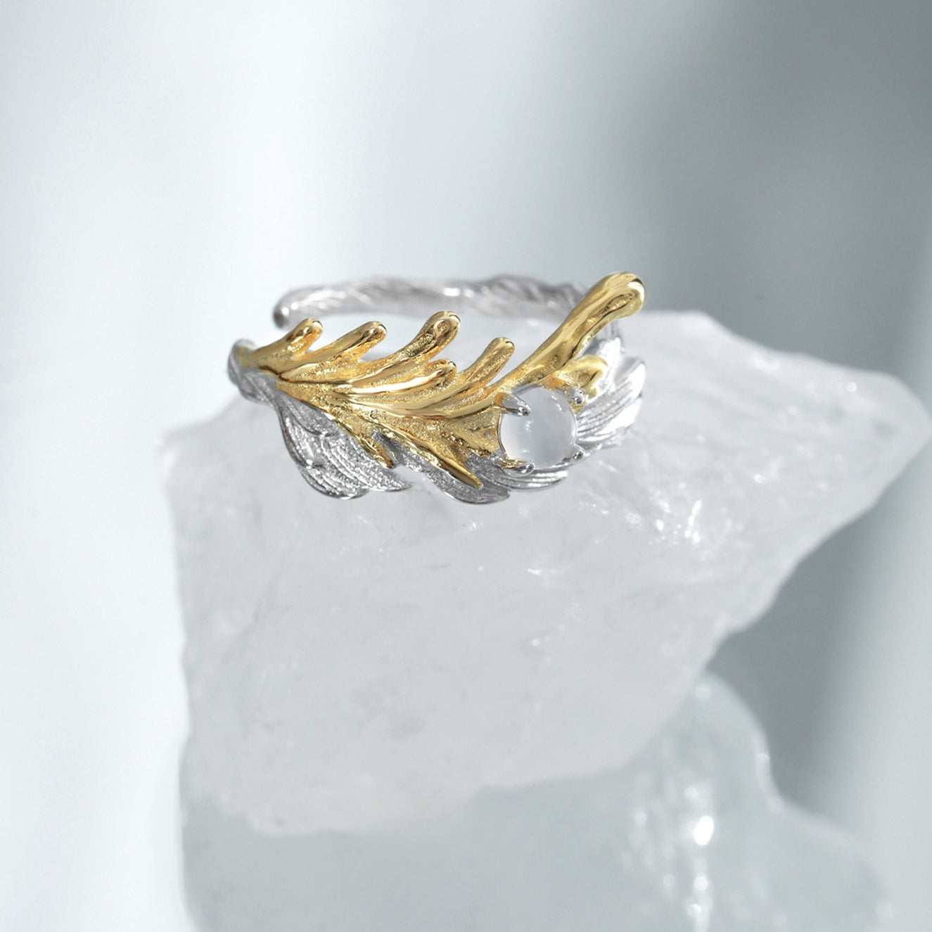 S925 Silber Schwarzer Designer-Ring mit Engelsflügel und Feder