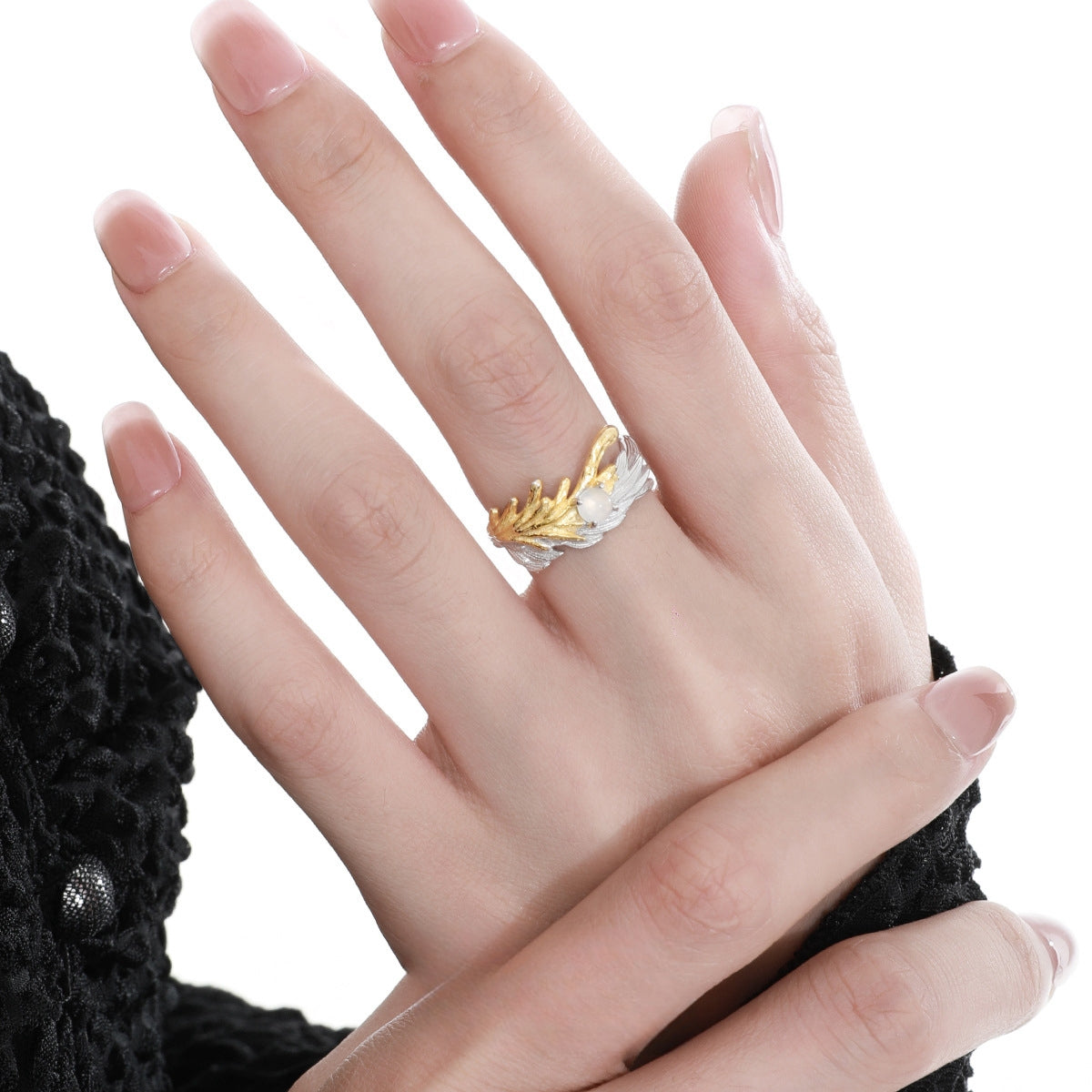 S925 Silber Schwarzer Designer-Ring mit Engelsflügel und Feder