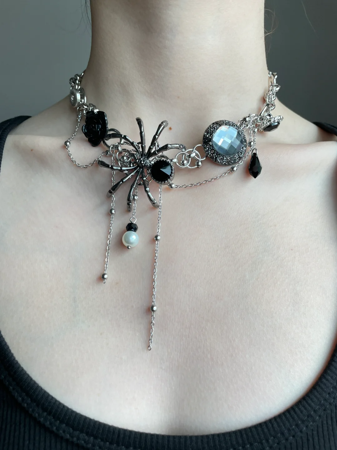 Gothic Schwarze Quaste Spinne Choker Halskette