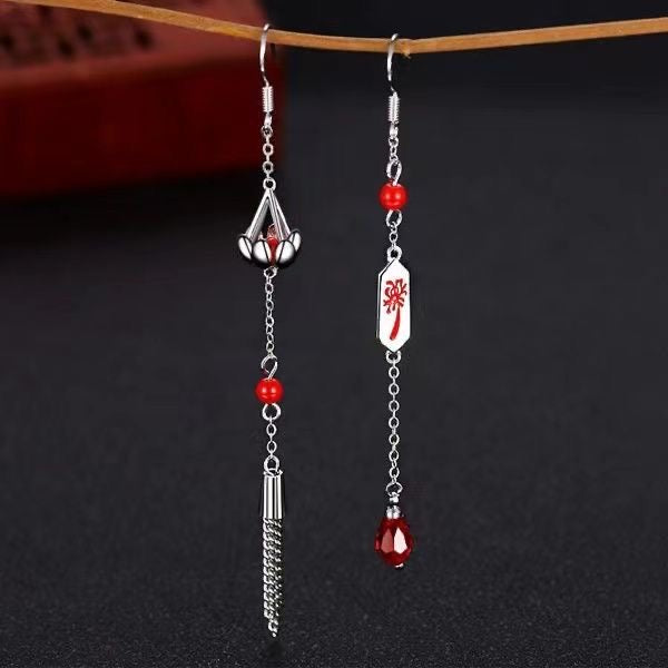 Asymmetric Red Spider Lily Hook Earrings for Blade