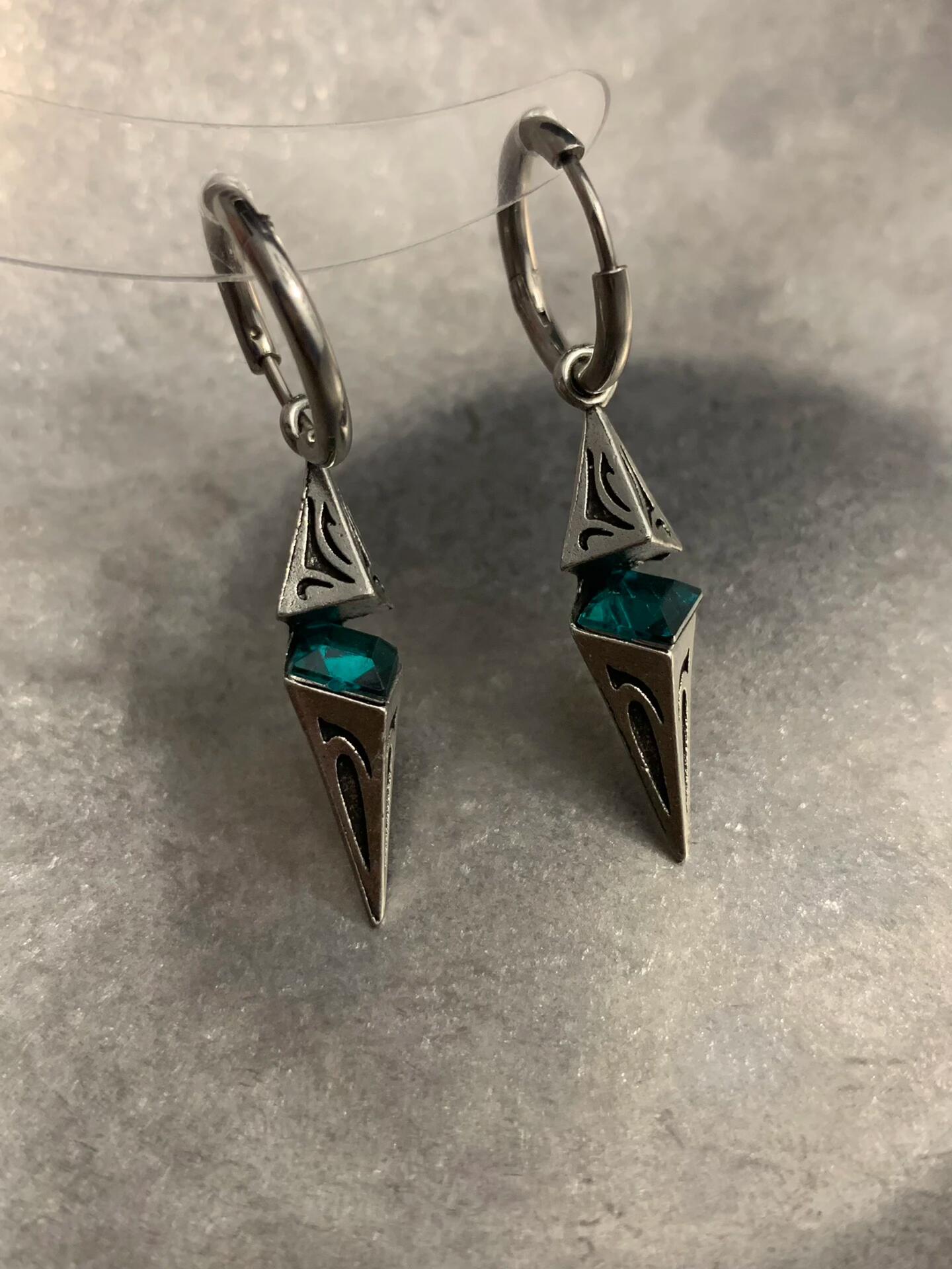 Dark Goth Triangular Geometry Shalom Earrings