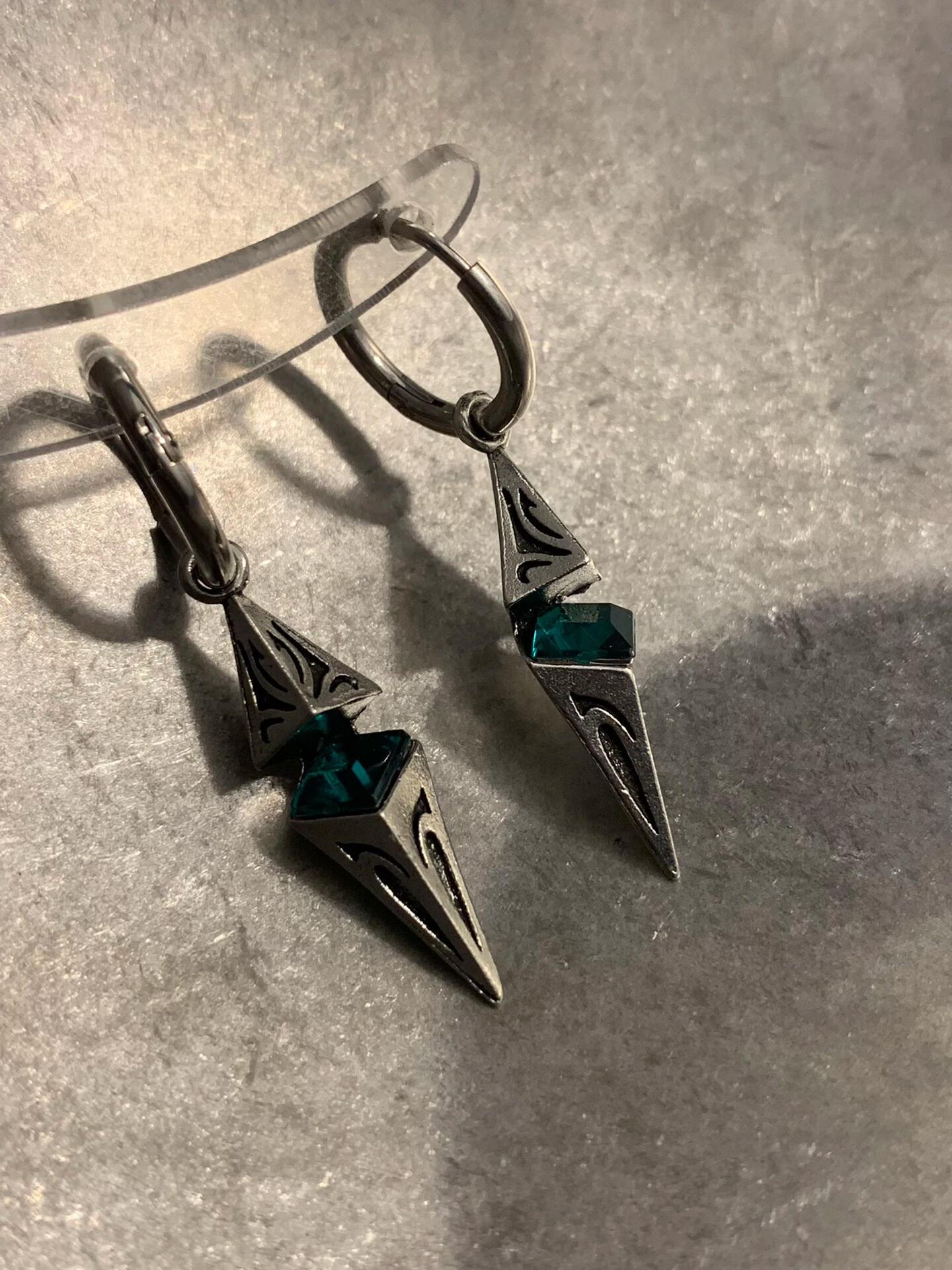 Dark Goth Triangular Geometry Shalom Earrings