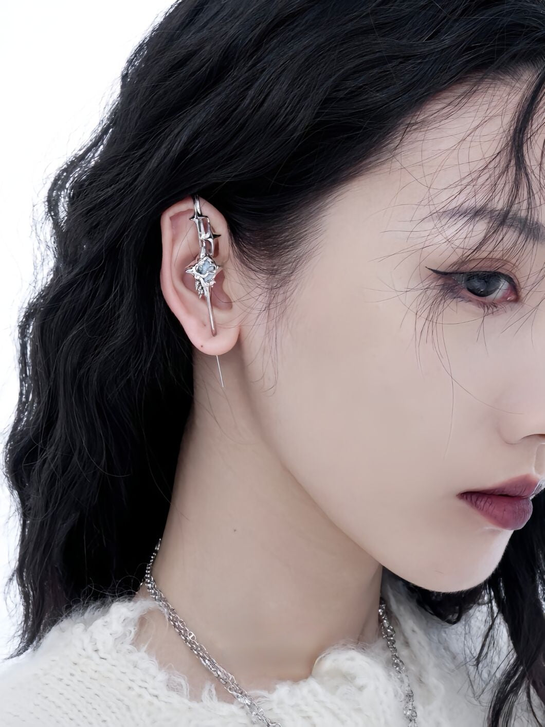 Schicker silberner Stern &amp; blauer Zirkon-Ohrring