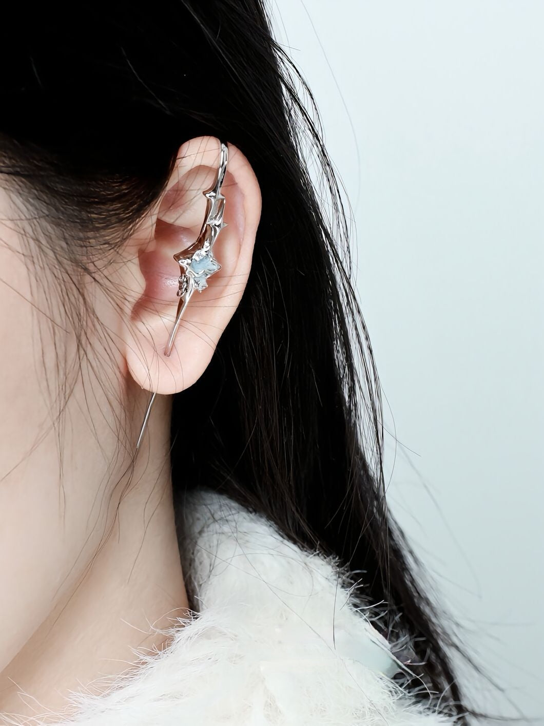 Schicker silberner Stern &amp; blauer Zirkon-Ohrring