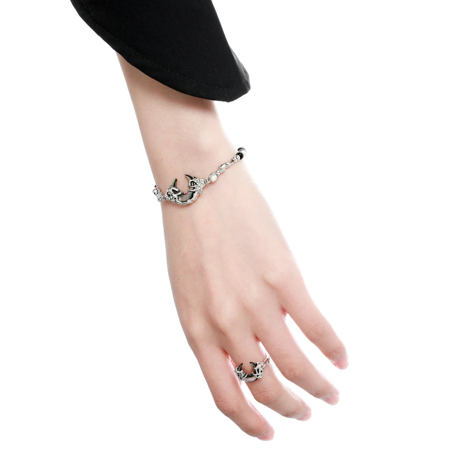 Schwarzes Designer-Armband mit Halbmond für Damen